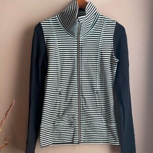 Lululemon Jacket Women’s Size 4 Blue Green Stripe Daily Yoga Jacket